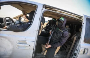 القناة 13: مسؤولون كبار في الجيش الإسرائيلي يحذرون الكابينت من أن “حماس” تعيد بناء قوتها في غزة